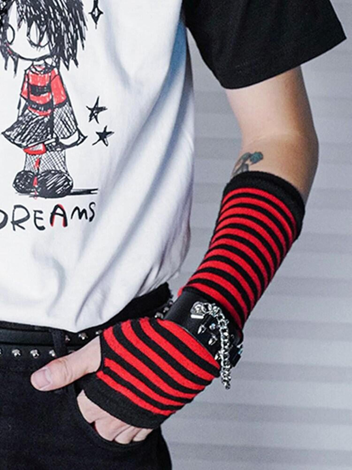 RebelSeed Dark Punk Striped Sleeve Fishnet Fingerless Women's Spandex Gloves & Mittens