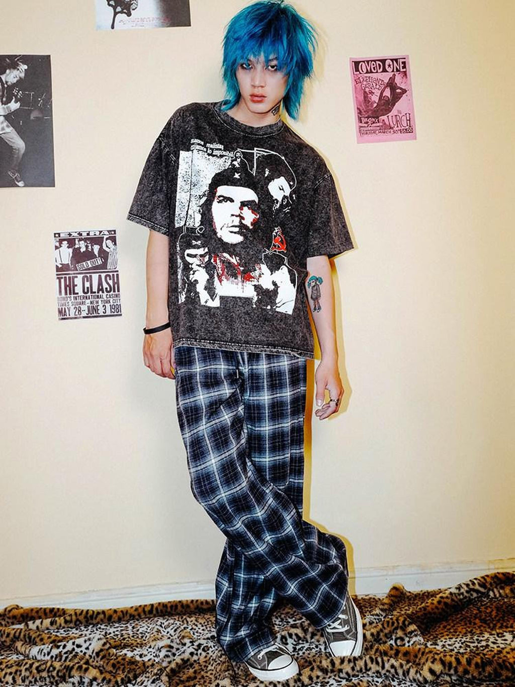 RebelSeed Distressed Graphic Crewneck Loose Fit Women's Cotton Short Sleeve T-shirts