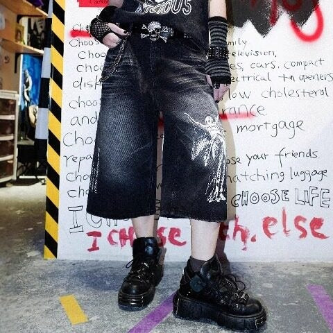 RebelSeed_Edgy_Dark_Subculture_Loose_Straight_Women's_Denim_Cropped_Jeans_912401381691_MISSTT