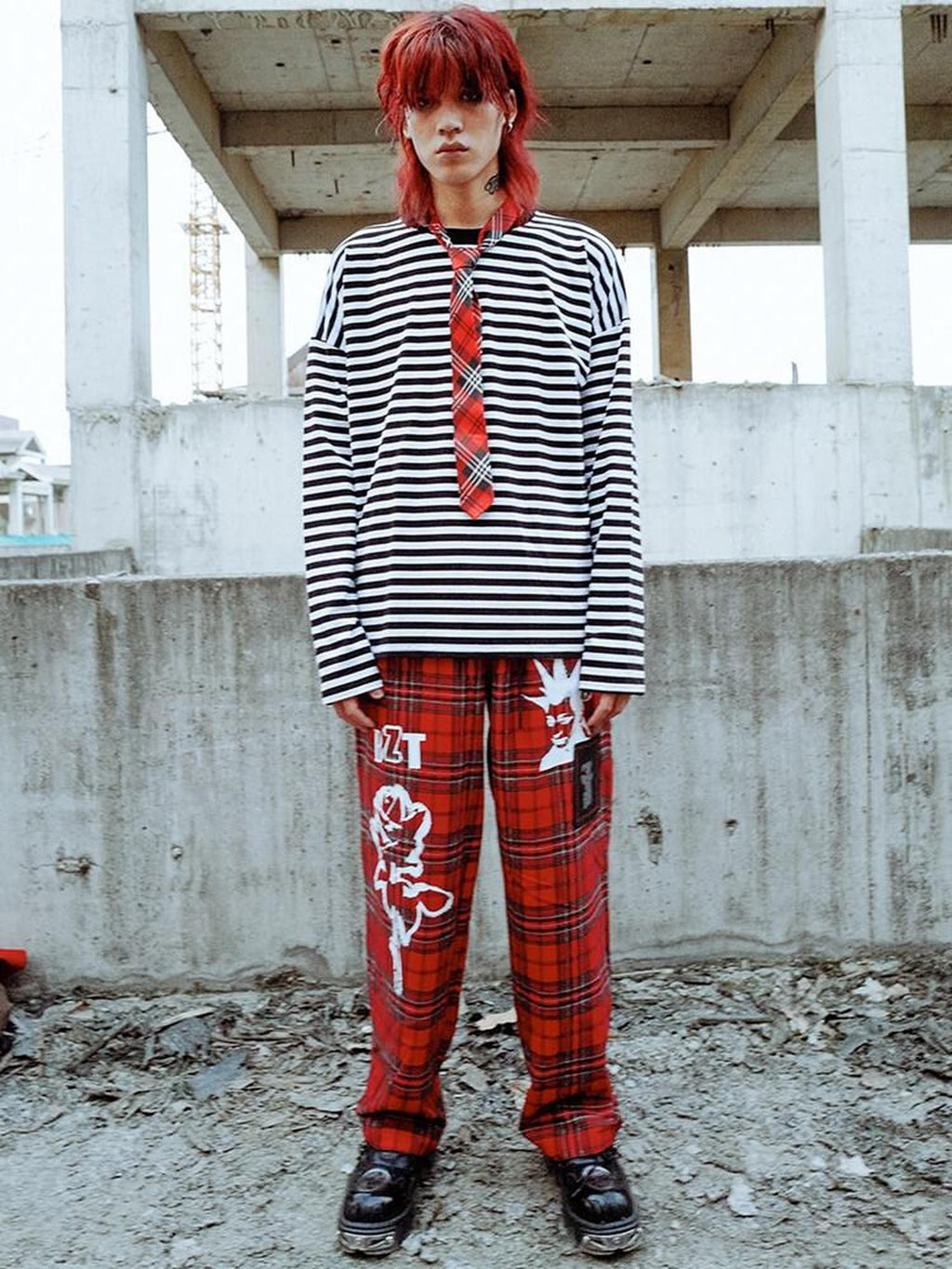 RebelSeed Red Plaid Punk Distressed Topstitch Loose Women's Denim Straight-leg Pants