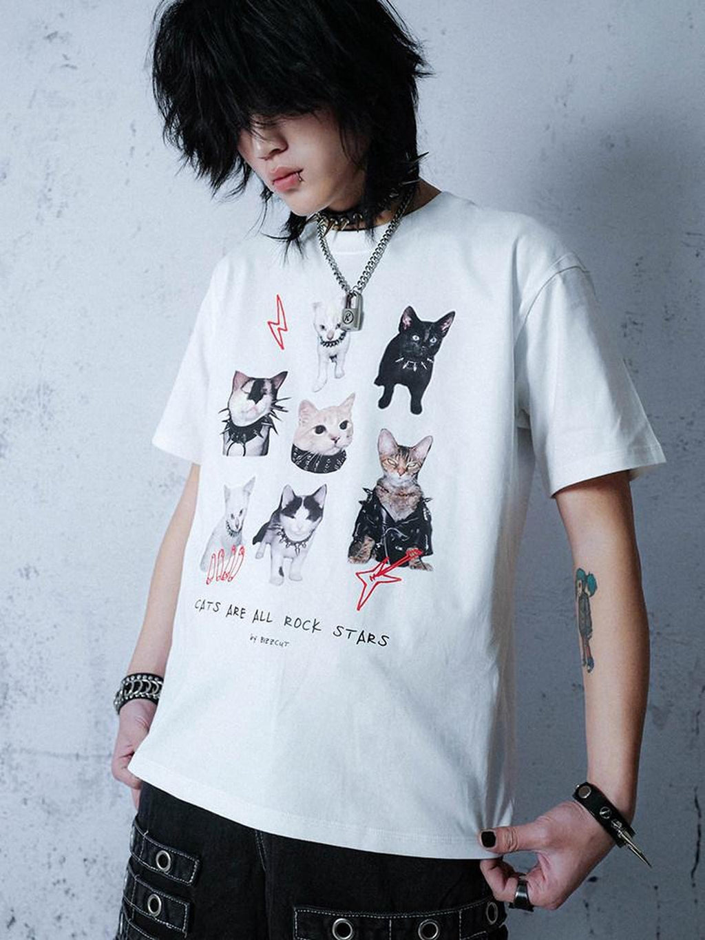 RebelSeed Rock Cat Heat Transfer Print Women's 100 Percent Cotton Short Sleeve T-shirts