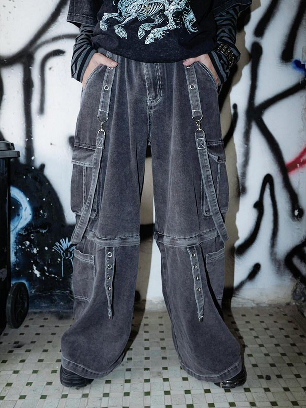 RebelSeed Snowflake Embroidered Strap Punk Women's Distressed Denim Wide-leg Jeans