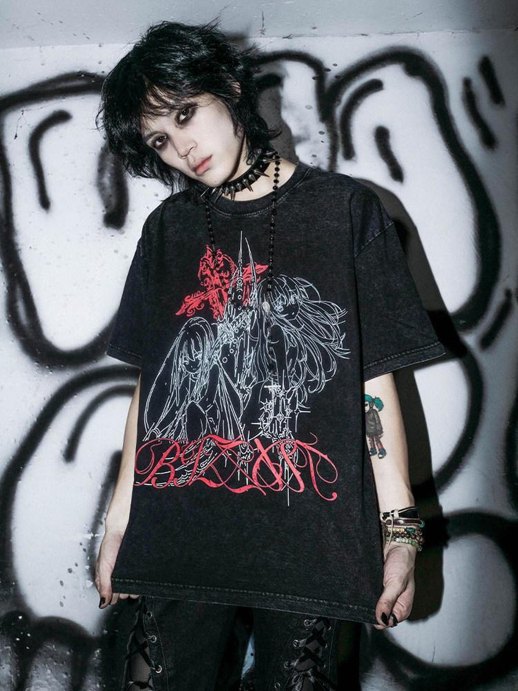 RebelSeed Washed Black Thorn Cross Heat Print Women's Cotton Short Sleeve T-shirts