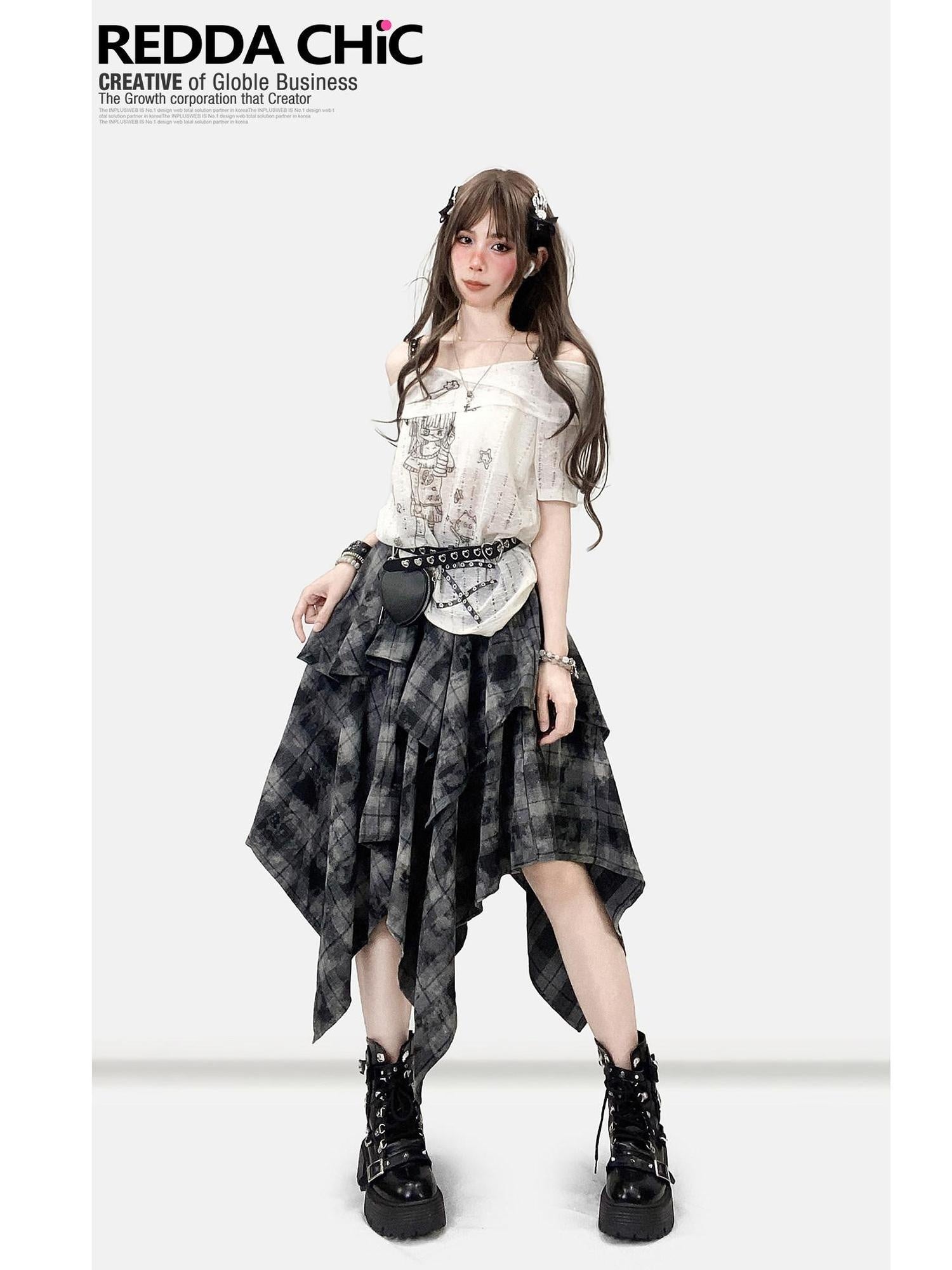 ReddaChic Creative Cartoon Print Sexy Streetwear Loose Fit Straight Neck White Camisoles
