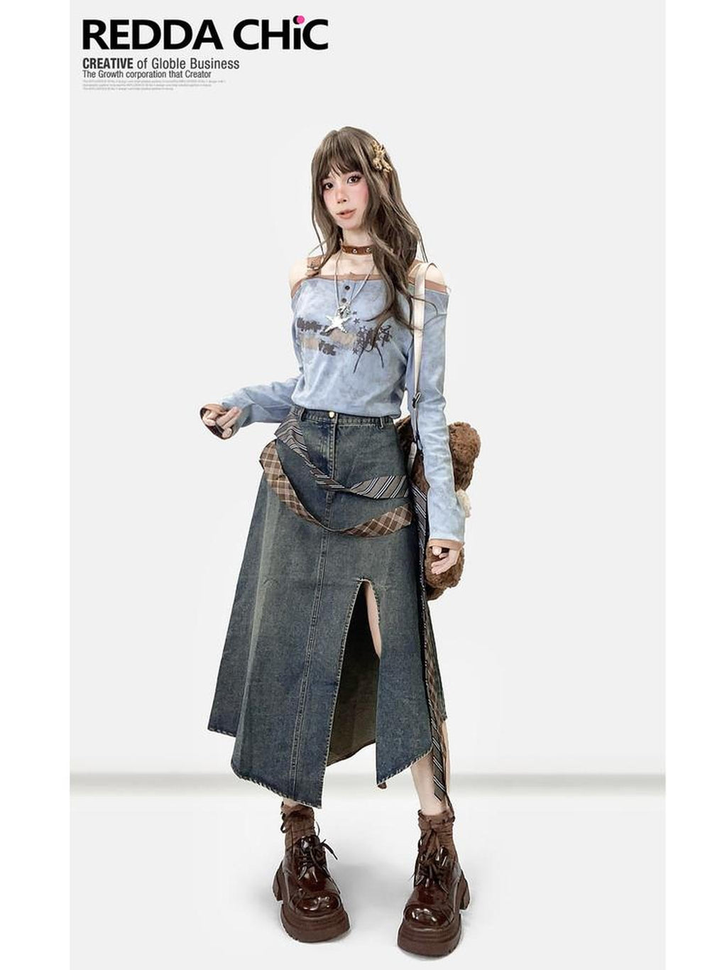 ReddaChic Light Blue Letter Print Casual Loose Backless Pull On For Women Denim Shorts