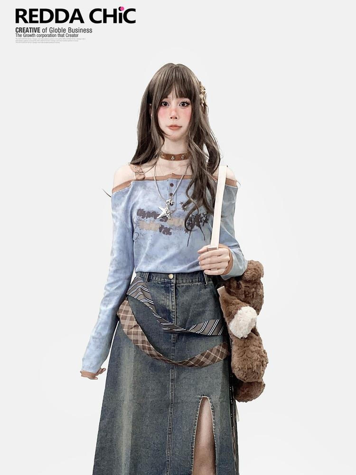 ReddaChic Light Blue Letter Print Casual Loose Backless Pull On For Women Denim Shorts
