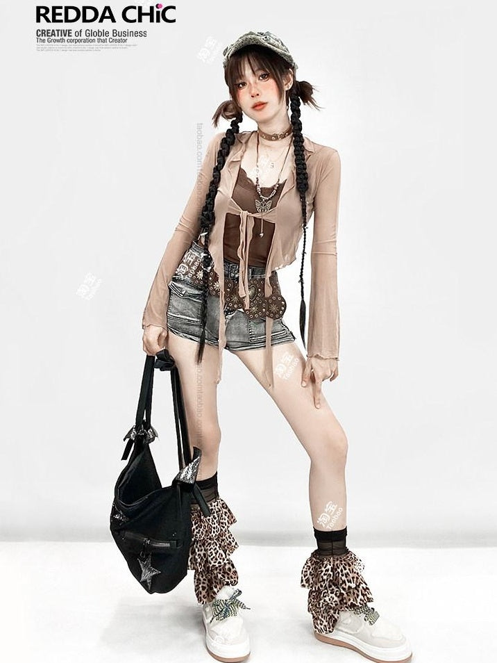 ReddaChic Slim Fit V-neck Cropped Brown Street Style Lightweight Knit One Size Sweaters