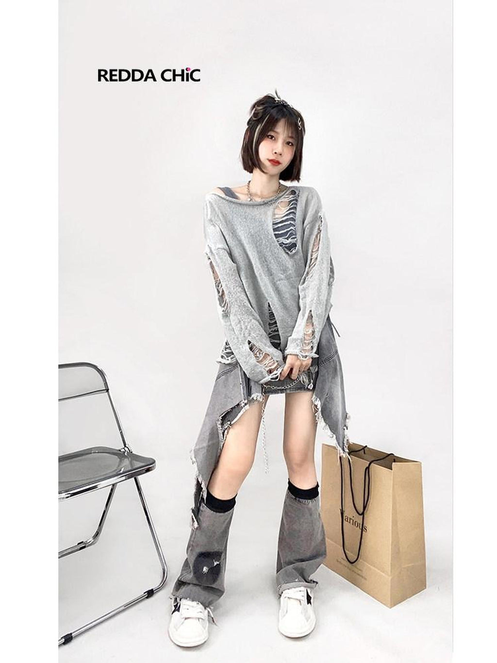 ReddaChic Smiley Print Gray Slouchy Oversized Women Casual Insulated Puffer Jackets
