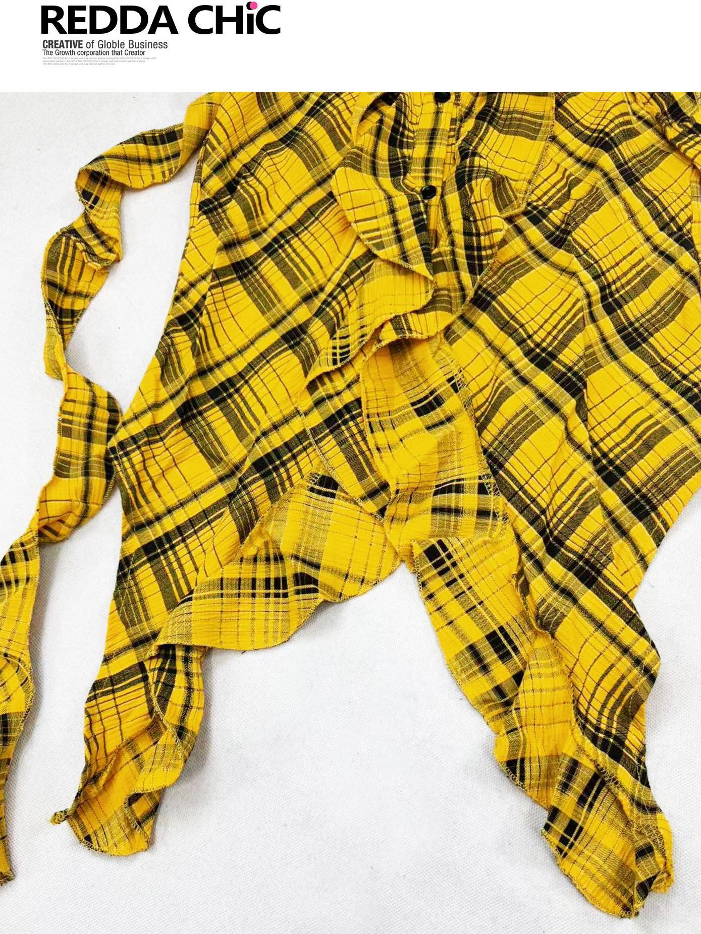ReddaChic Vintage Ruffle Detail Plaid Cotton Regular Fit Women Casual Wide-Leg Jeans