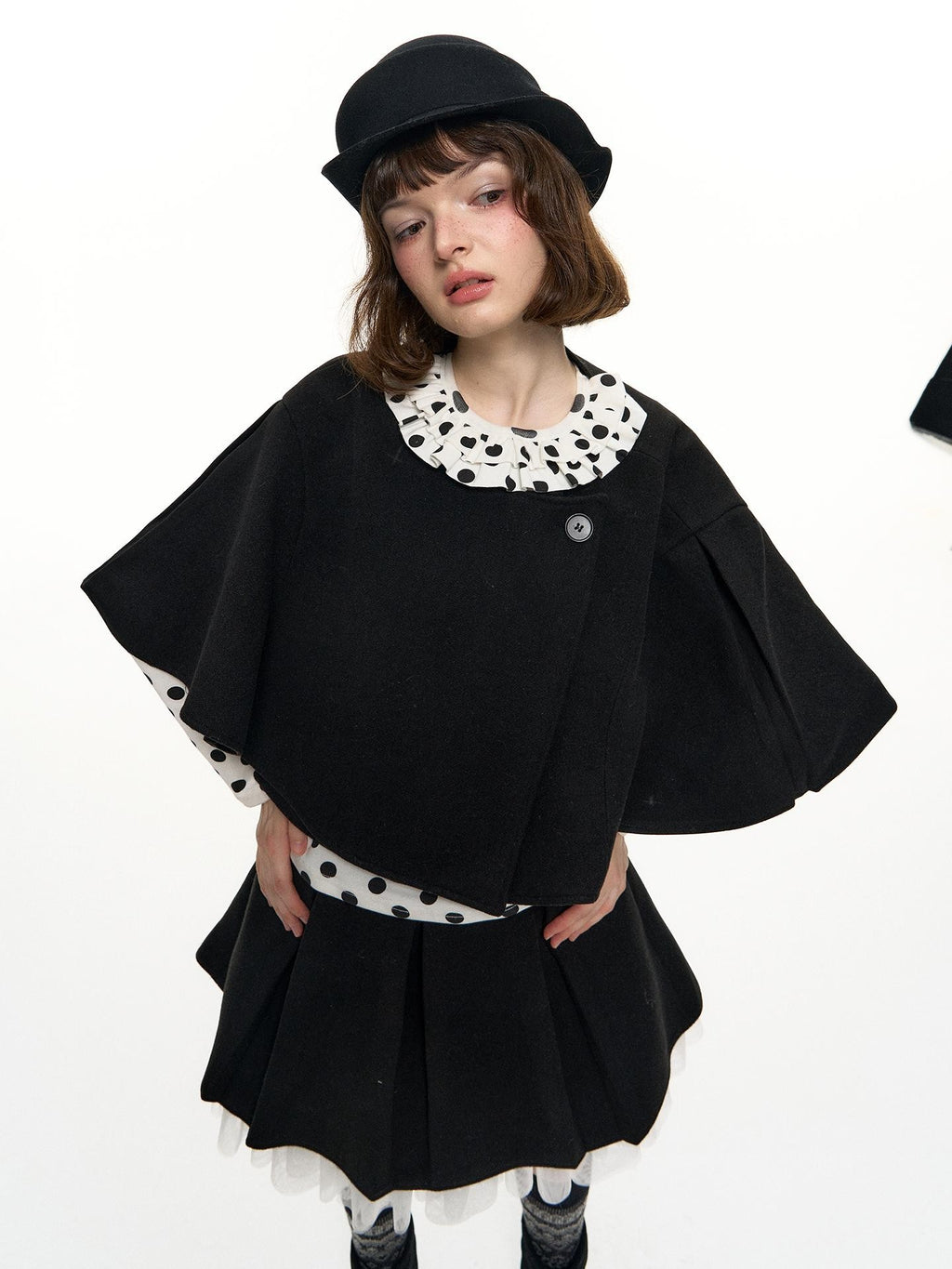 Romance Nanci Black Witch Cape Puffed Pleated Short Skirt Women's Wool Matching Skirt Sets