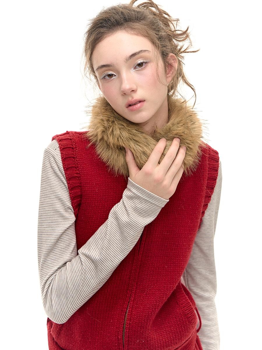Romance Nanci Red Detachable Fur Collar Stand Collar Vest Women's Acrylic Wool Blend Tank Tops