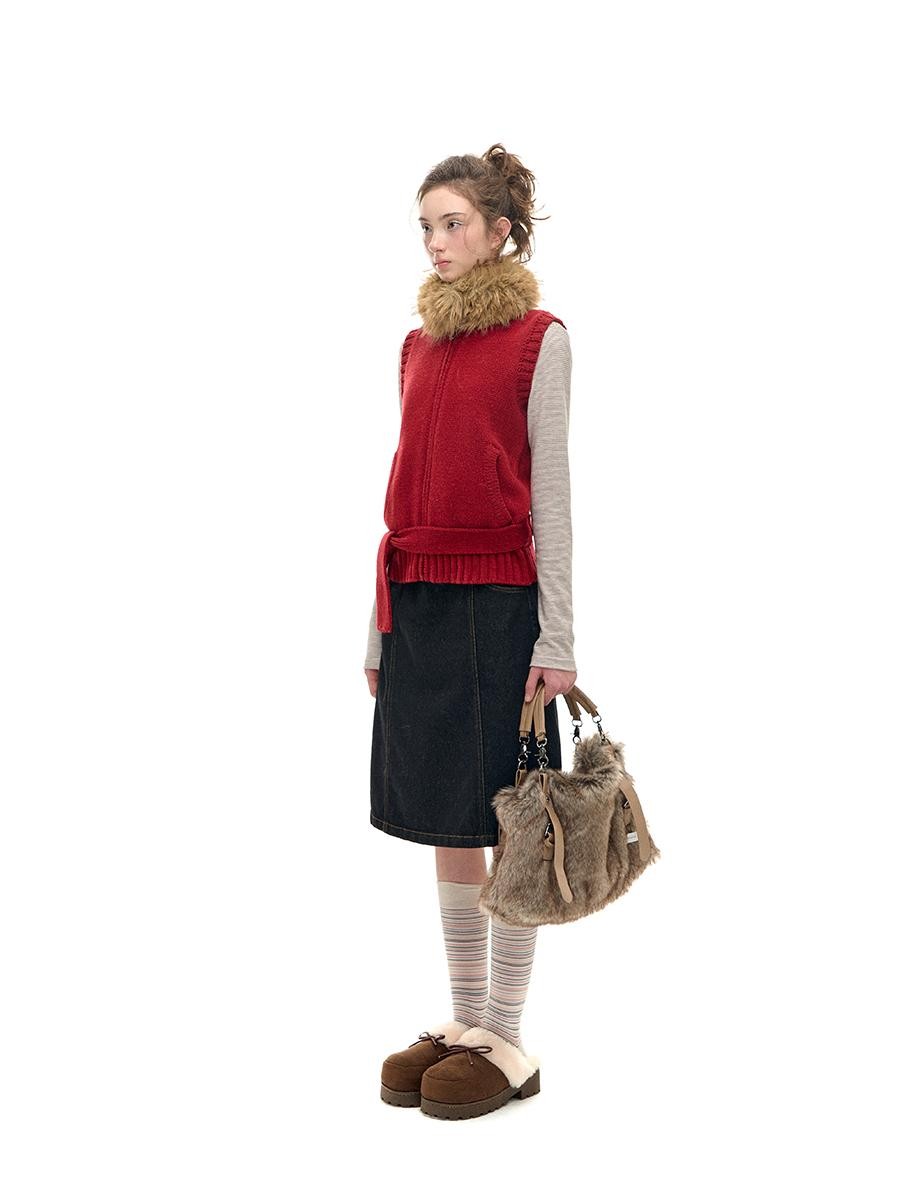 Romance Nanci Red Detachable Fur Collar Stand Collar Vest Women's Acrylic Wool Blend Tank Tops