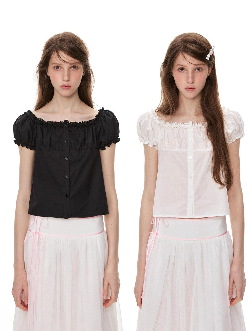 Romance Nanci Reversible Black White Two Tone Cropped Pleated Women's Short Sleeve T-shirts