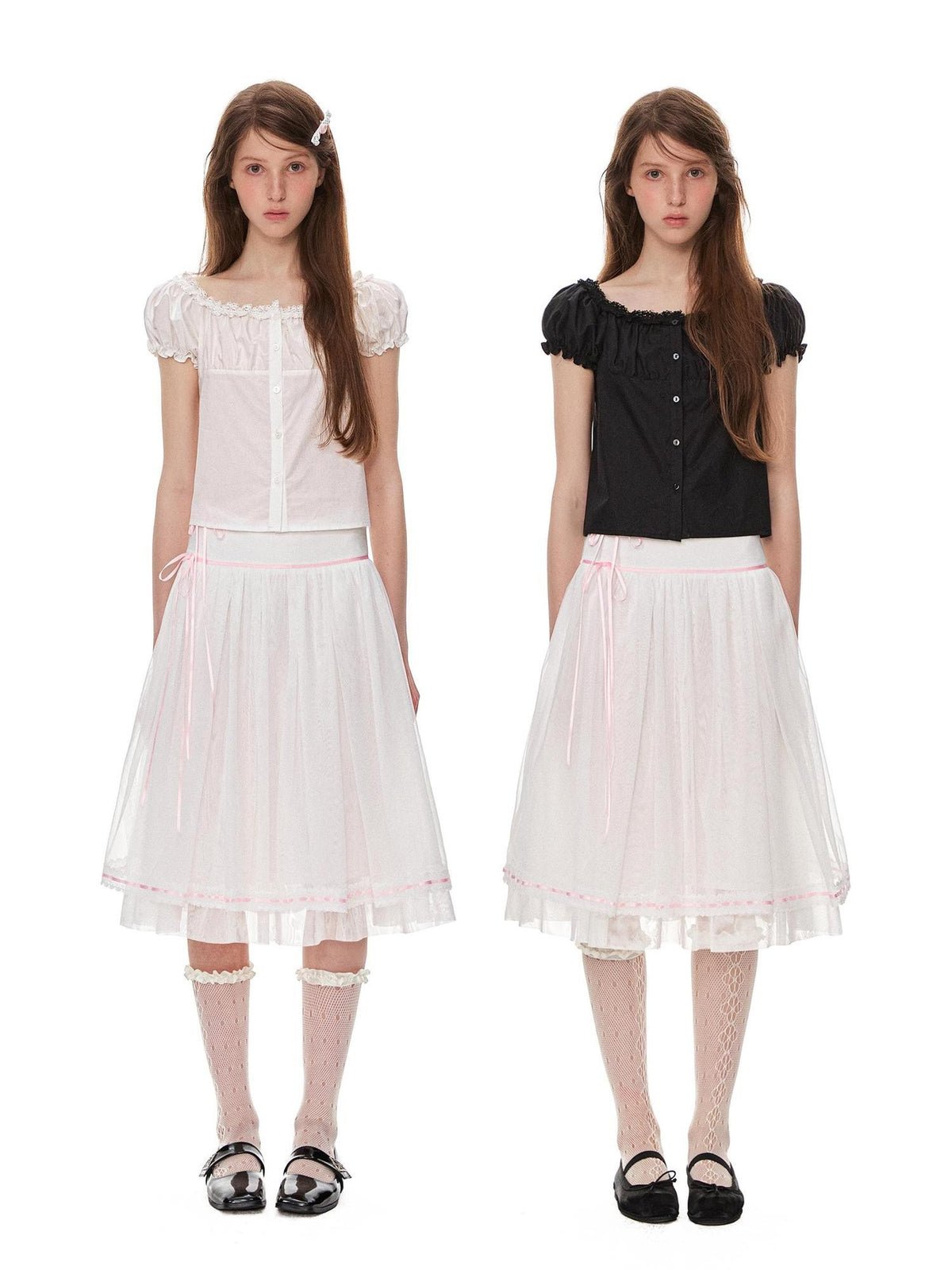 Romance Nanci Reversible Black White Two Tone Cropped Pleated Women's Short Sleeve T-shirts