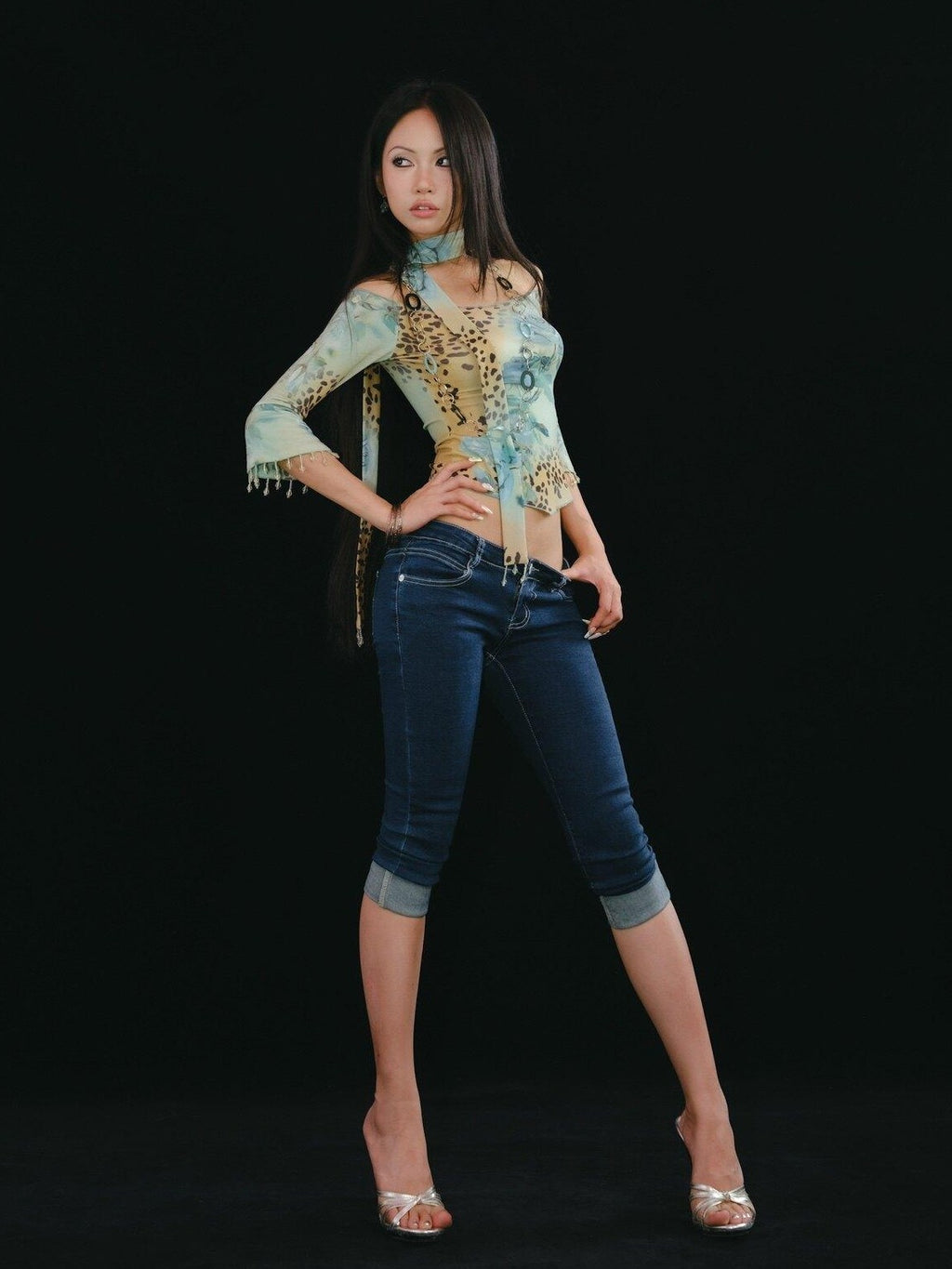 SCCREBEL Millennial Low Waist Skinny Stretch Women's Denim Cropped Jeans