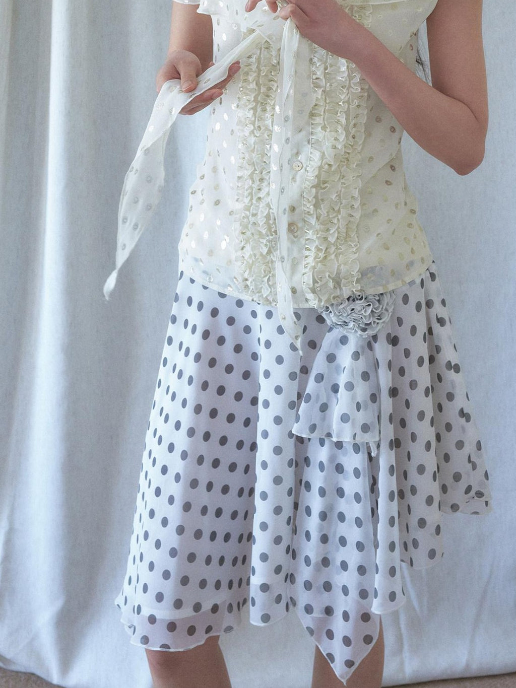 SENSELF 3 Way Wear Gold Foil Polka Dot Scarf Vest Women's Chiffon Blouses