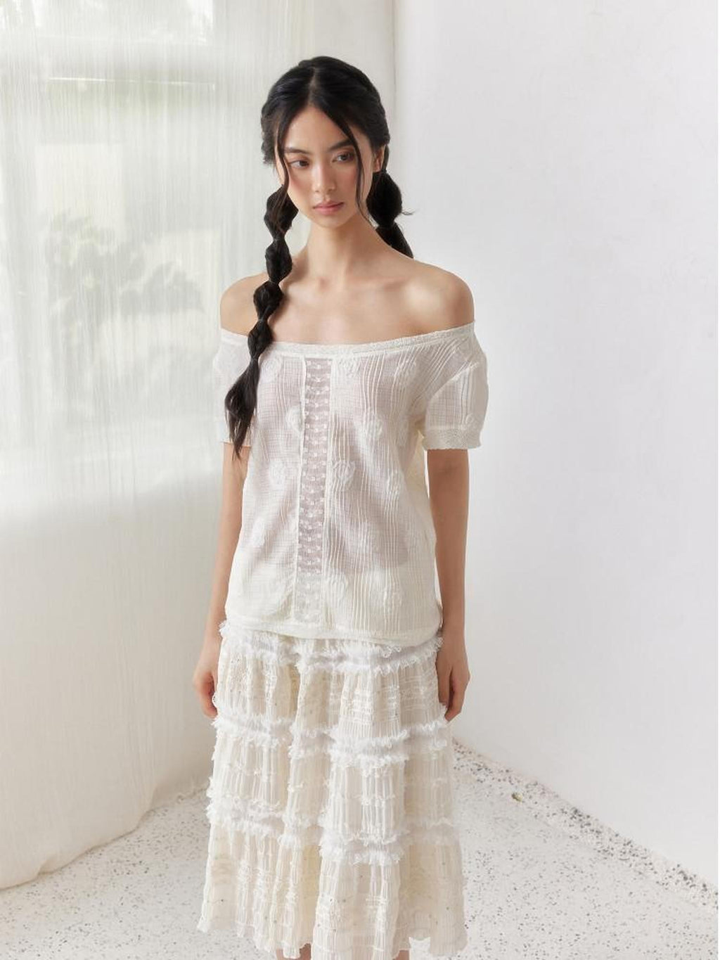 SENSELF Beige Vintage Ruched Floral Patchwork Cutout Women's Off-shoulder T-shirts