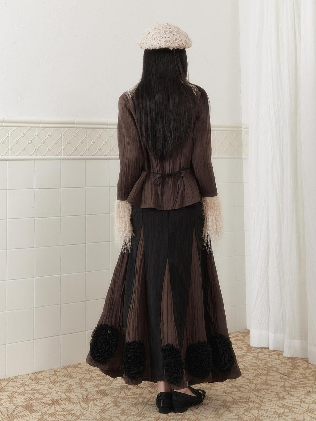 SENSELF Black Brown Pleated Asymmetrical 3d Floral Low Waist Women's Mermaid Skirts