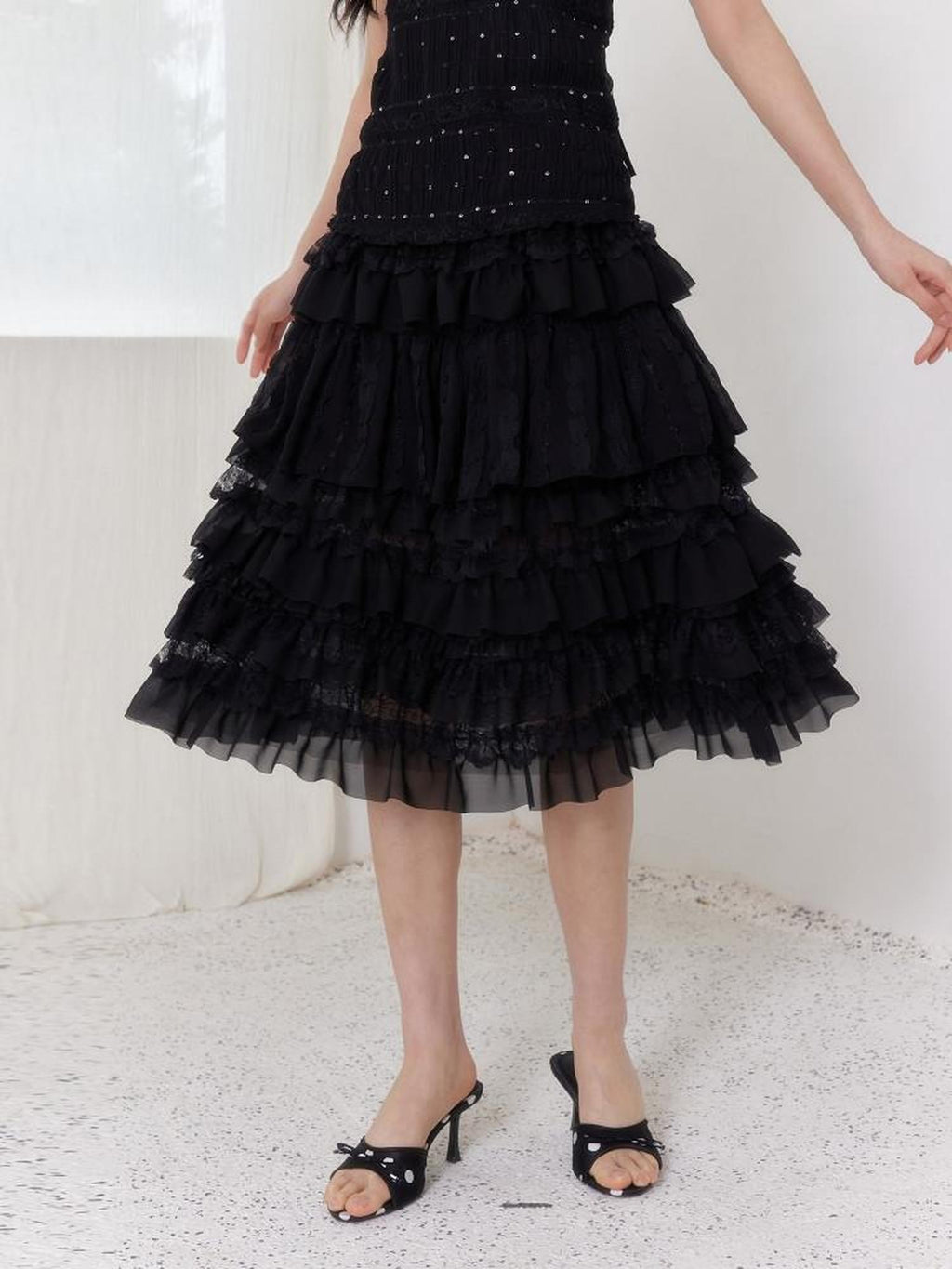 SENSELF Black Pleated Lace Asymmetric Patchwork Short Women's Tulle Mesh Tiered Skirts