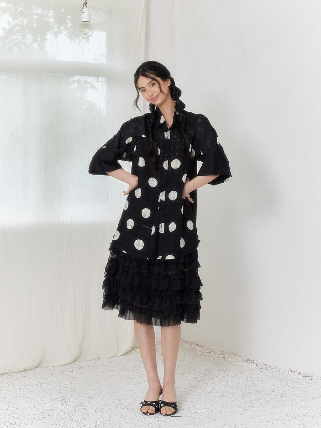 SENSELF Black Pleated Lace Asymmetric Patchwork Short Women's Tulle Mesh Tiered Skirts