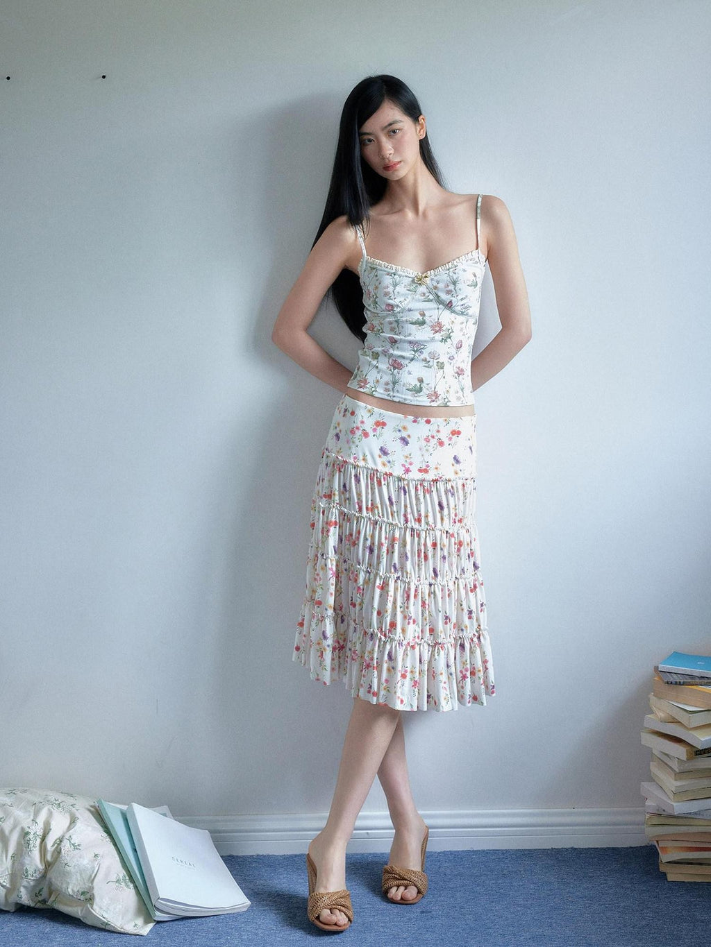 SENSELF Cream Vintage Floral Print Lace Trim Low Waist Women's Tiered Skirts