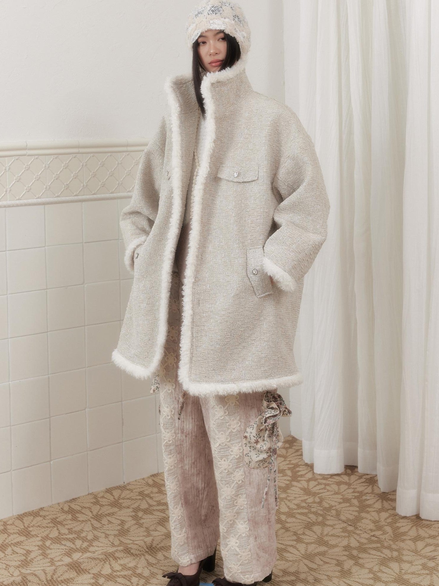 SENSELF Cream Vintage Fur Collar Aged Cocoon Women's Textured Wool Long Coats