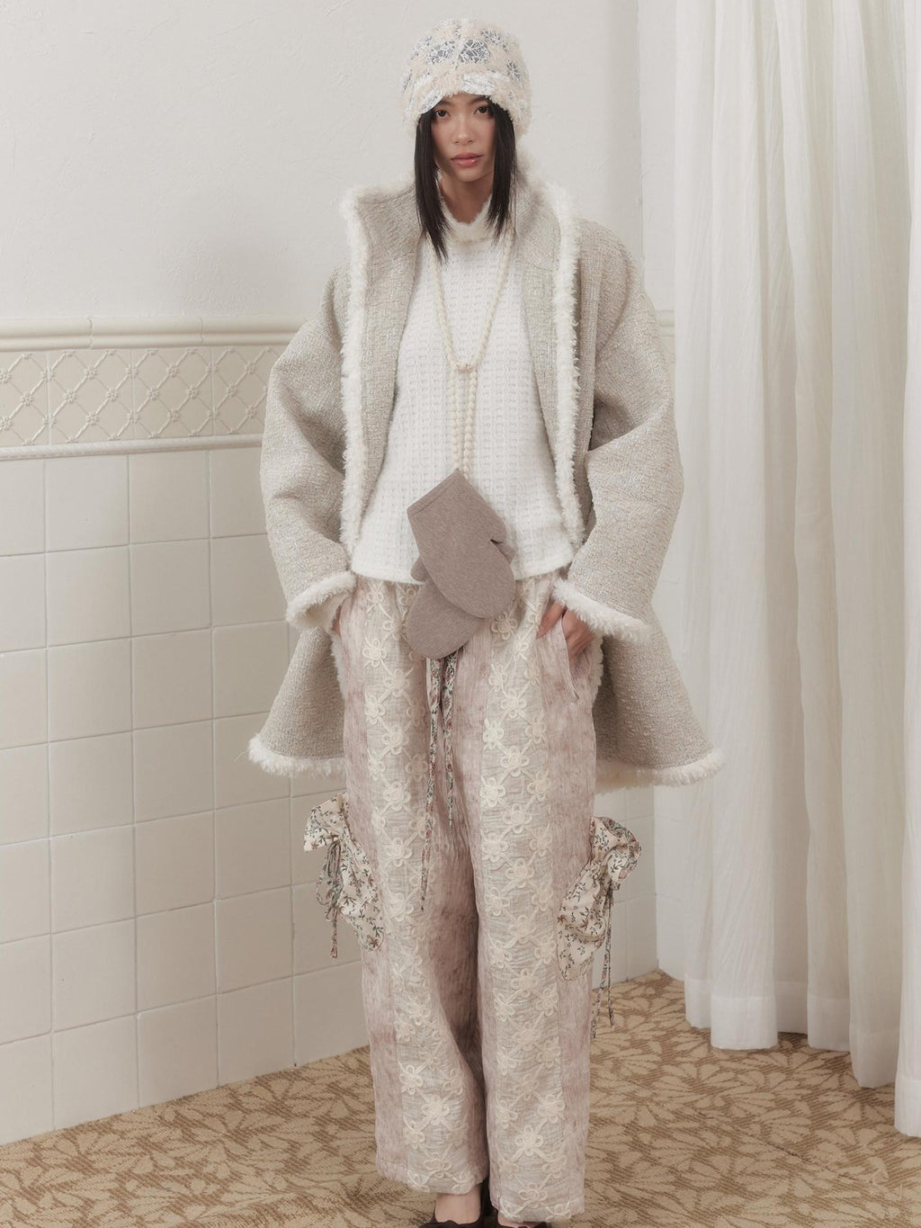 SENSELF Cream Vintage Fur Collar Aged Cocoon Women's Textured Wool Long Coats