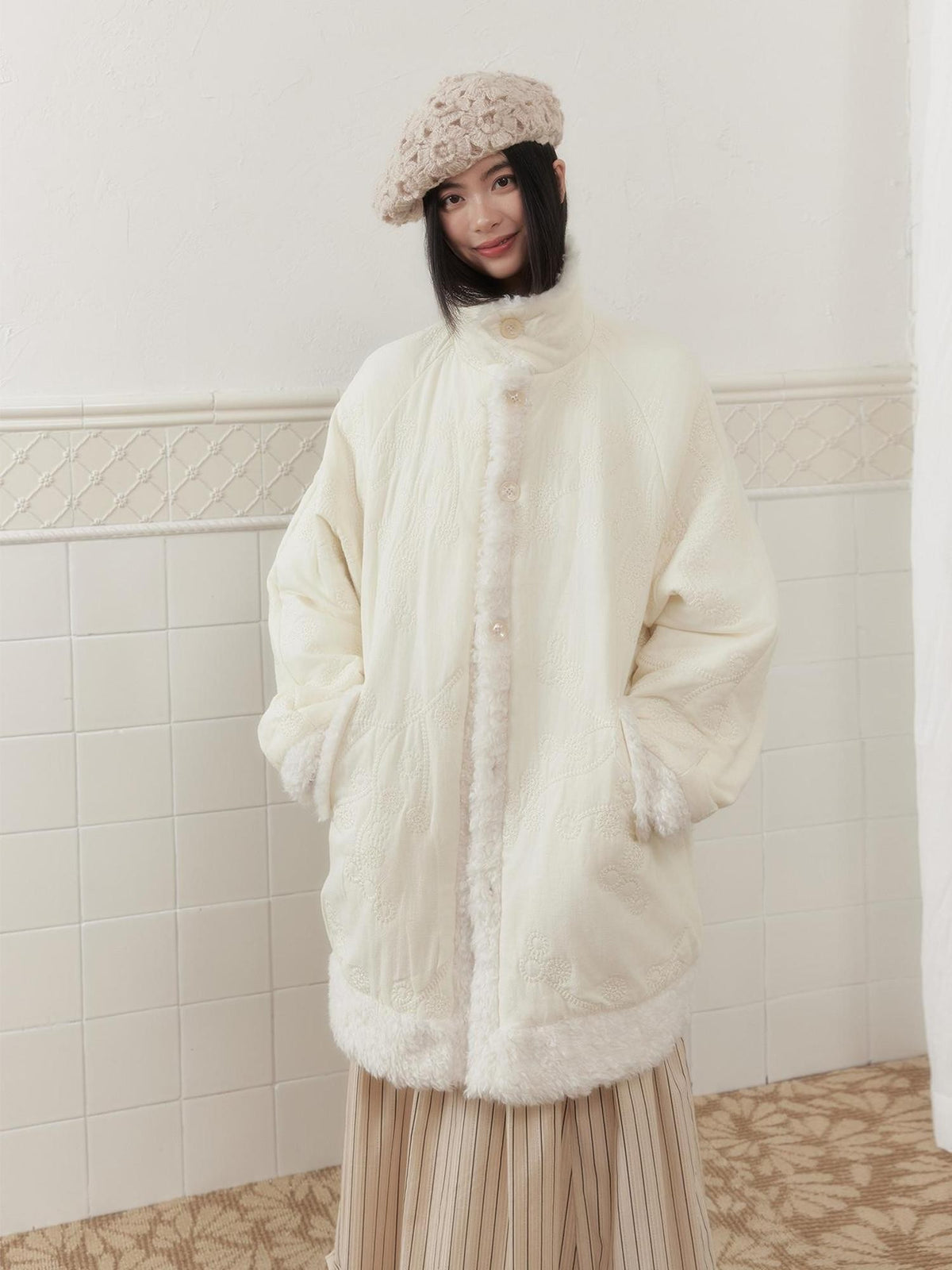 SENSELF Faux Fur Trim Embroidered New Chinese Style Women's Quilted Puffer Jackets