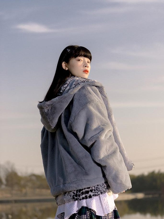 SENSELF Gray Blue Snow Leopard Print Women's Silky Plush Fleece Jackets