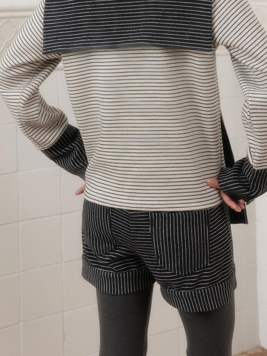 SENSELF Gray White Striped Patchwork Sailor Collar Scarf Women's Knit Cardigans