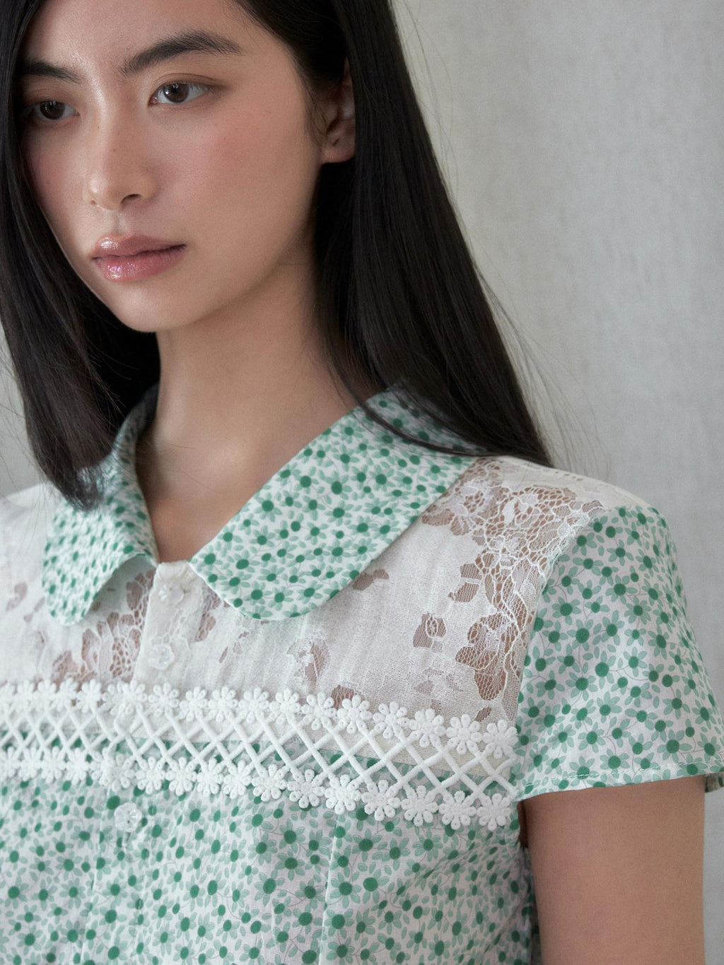 SENSELF Green White Spliced Polka Dot Floral Peter Pan Collar Women's Blouses