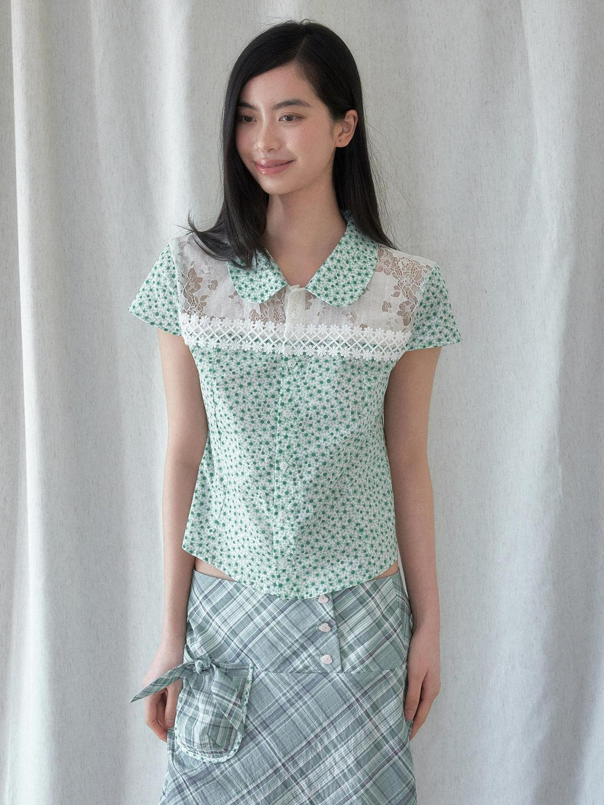 SENSELF Green White Spliced Polka Dot Floral Peter Pan Collar Women's Blouses