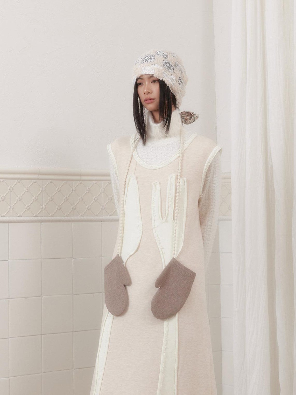 SENSELF Off White Knife Fork Patch A Line Frayed Vest Women's Knit Casual Maxi Dresses