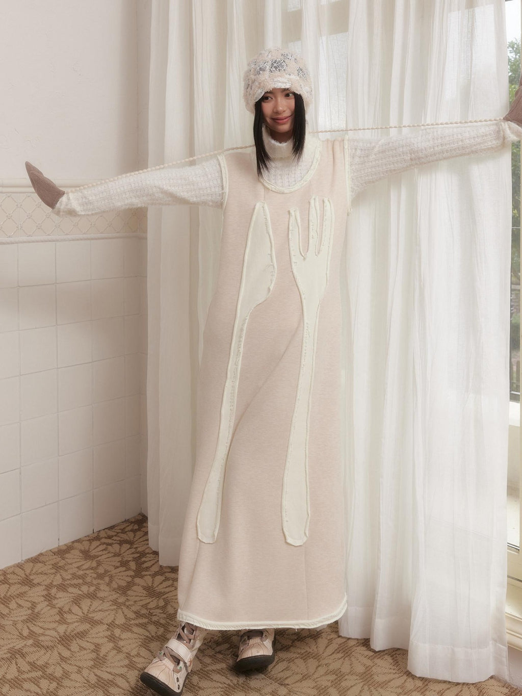 SENSELF Off White Knife Fork Patch A Line Frayed Vest Women's Knit Casual Maxi Dresses