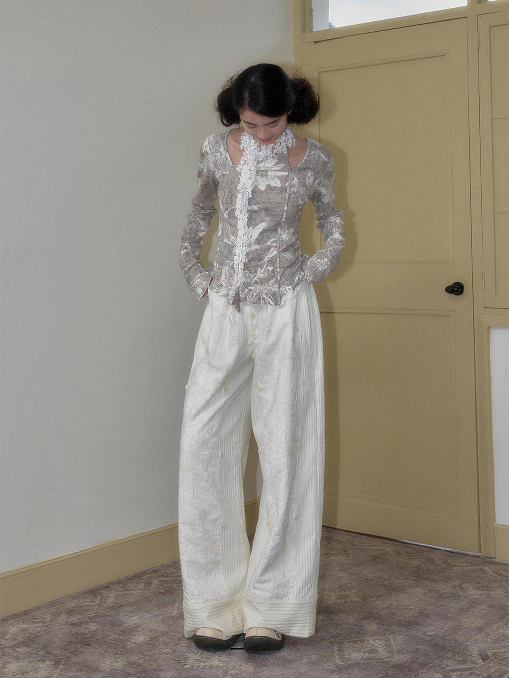 SENSELF Off White Striped Detachable Tie Bow New Chinese Style Women's Wide-leg Pants