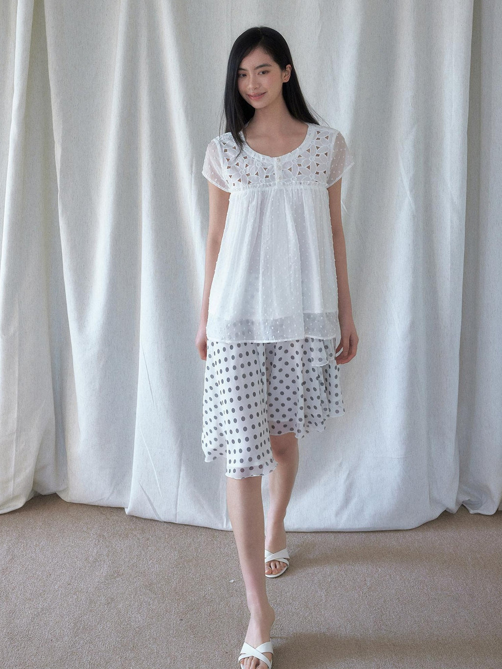 SENSELF White Cutout Floral Lace Up Reversible Sweet Women's Blouses