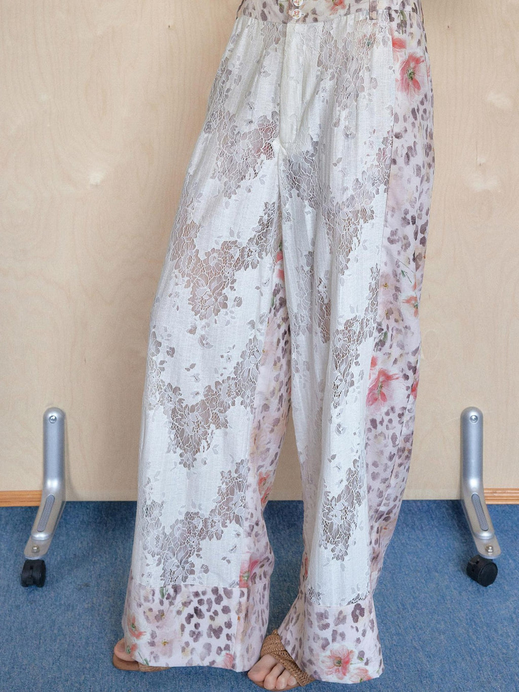 SENSELF White Leopard Print Lace Spliced Low Rise Women's Straight-leg Pants