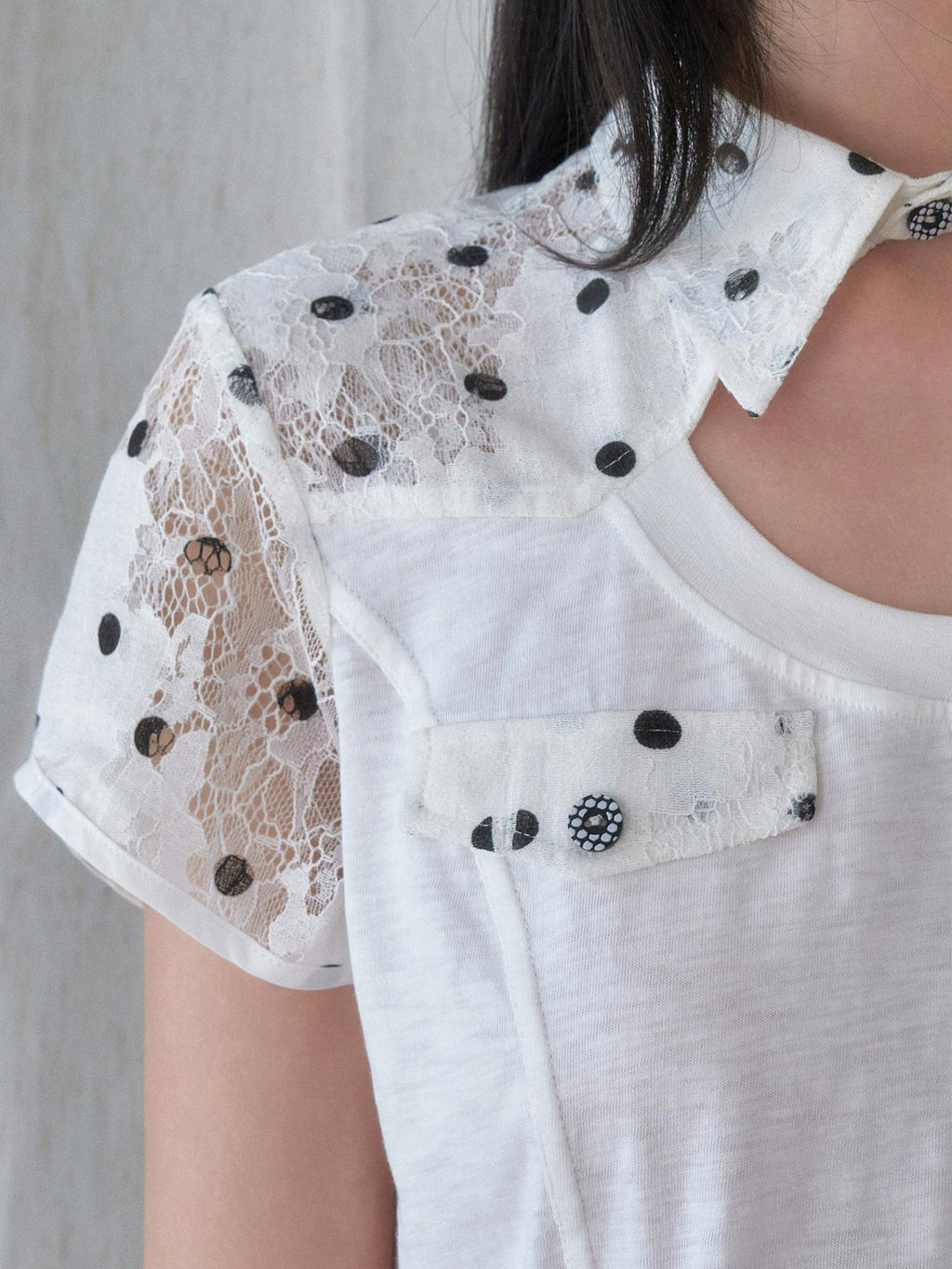 SENSELF White Polka Dot Patchwork Asymmetrical Cutout Slim Deconstructed Women's Shirts