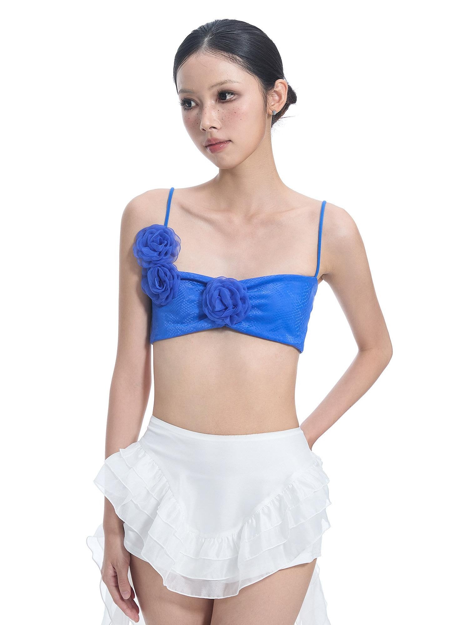 START THE ENGINE Blue 3d Floral Embellished Asymmetrical Strappy Women's Camisoles