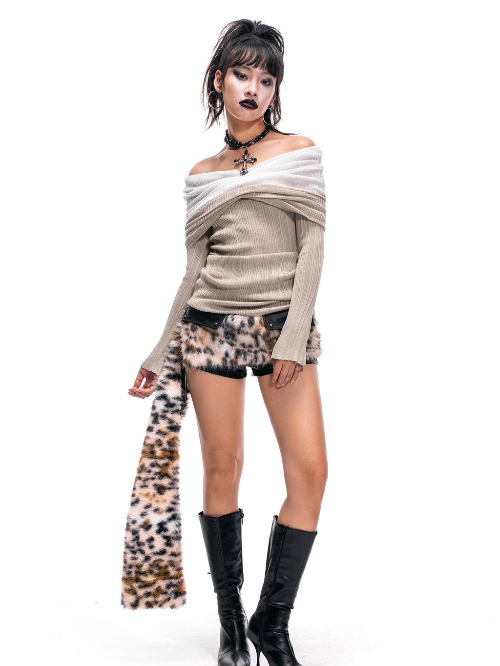 START THE ENGINE Colorblock Graphic Print Pu Leather Low Waist Women's Hot Pants
