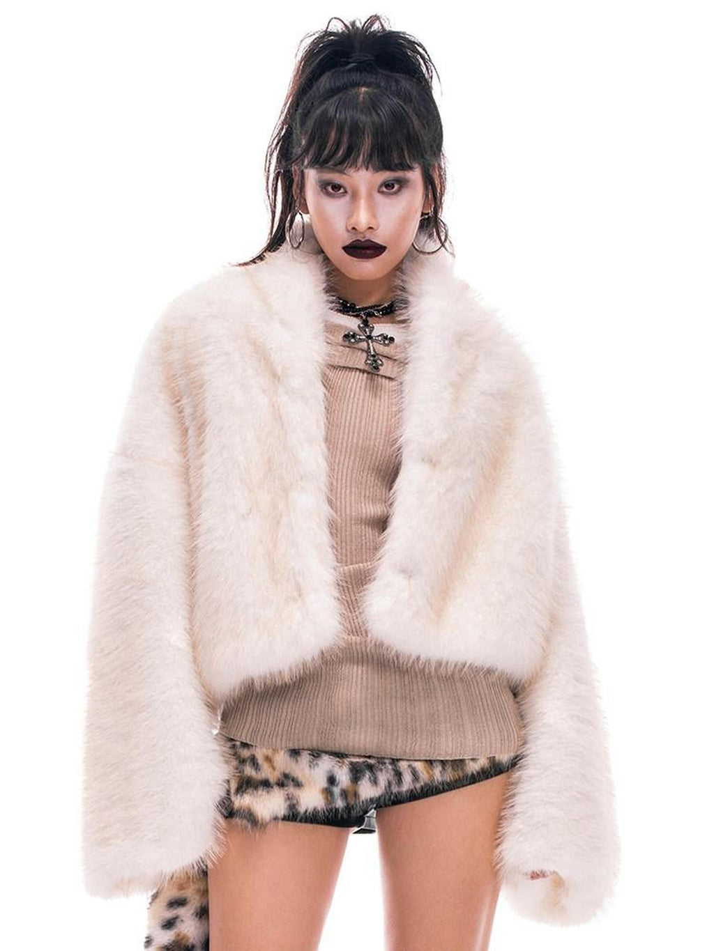 START THE ENGINE Cropped Stand Collar Integrated Leather Fur Street Women's Eco Faux Fur Coats