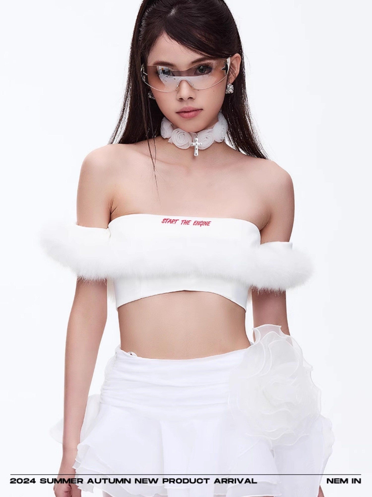 START THE ENGINE One Shoulder Fur Collar Spliced Cropped Women's Knit Polyester Tube Tops