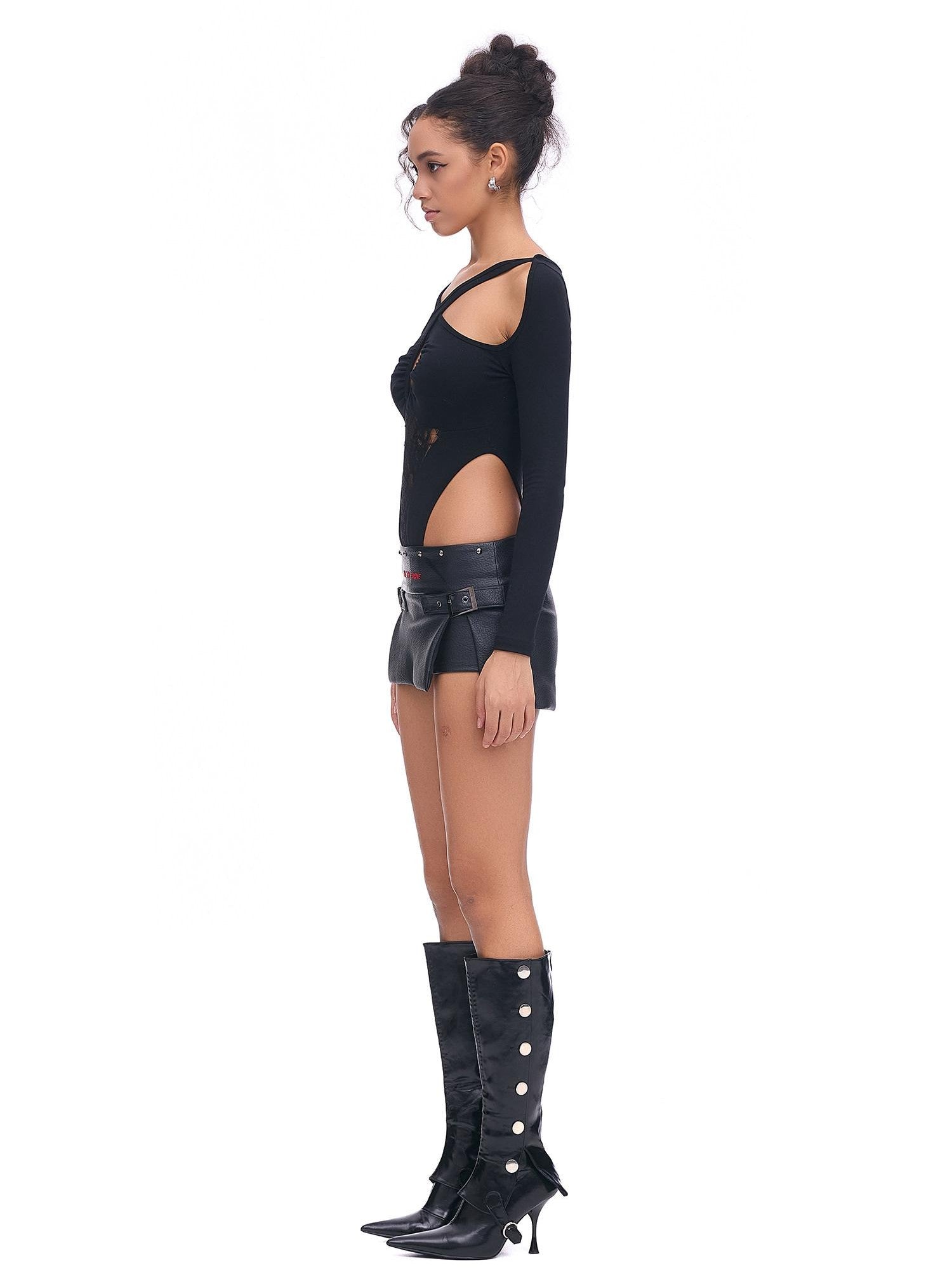 START THE ENGINE Sexy Low Waist Slit Leg Lengthening Slimming Women's Pu Leather Skorts