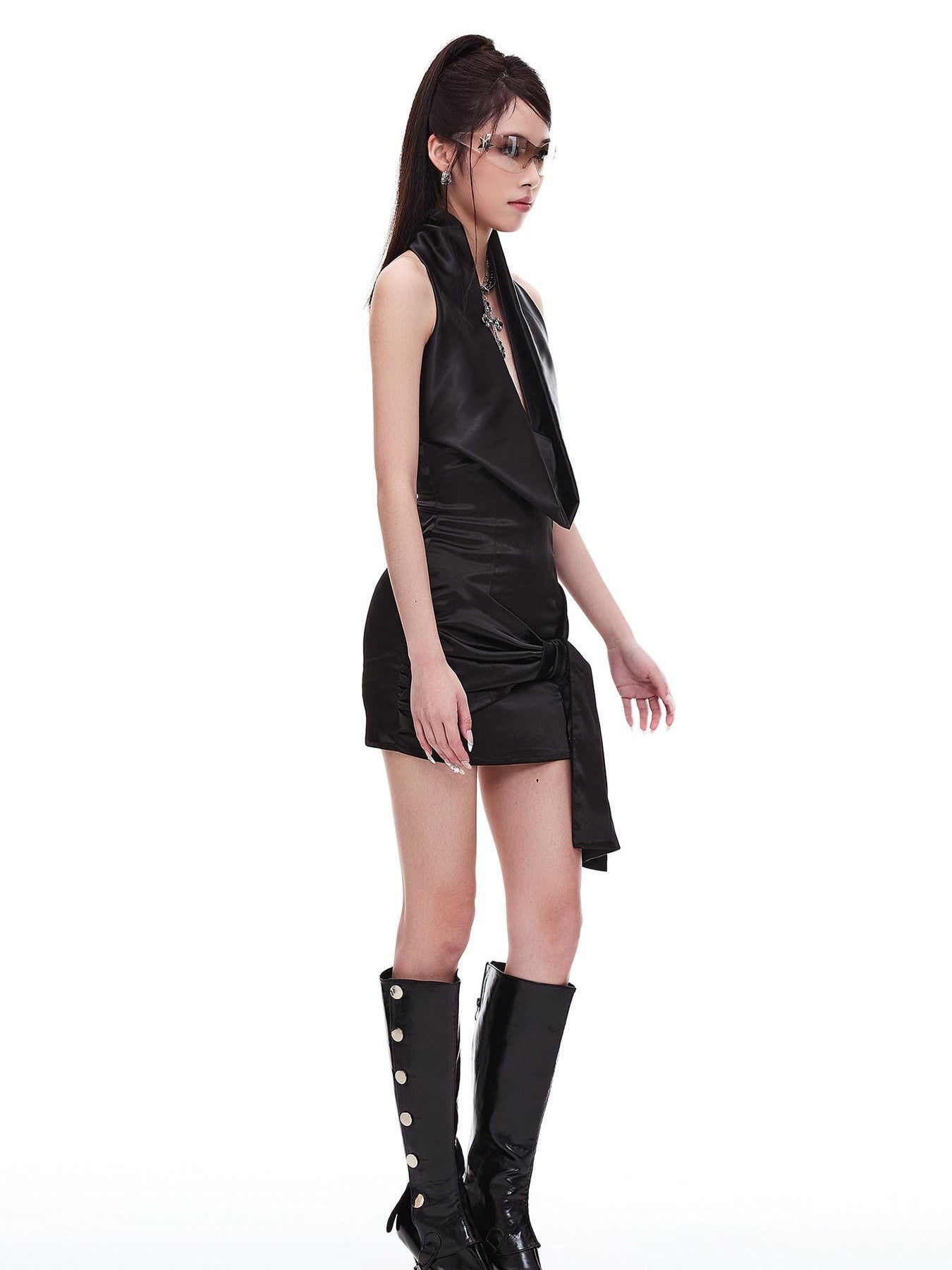 START THE ENGINE Sexy Pleated Waist Cinched Bodycon Halter Women's Polyester Halter Mini Dresses