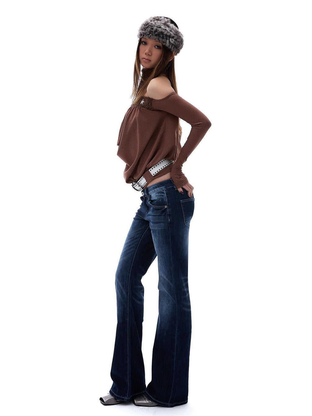 START THE ENGINE Vintage Wash Distressed Low Rise Flare Women's Cotton Slim Jeans