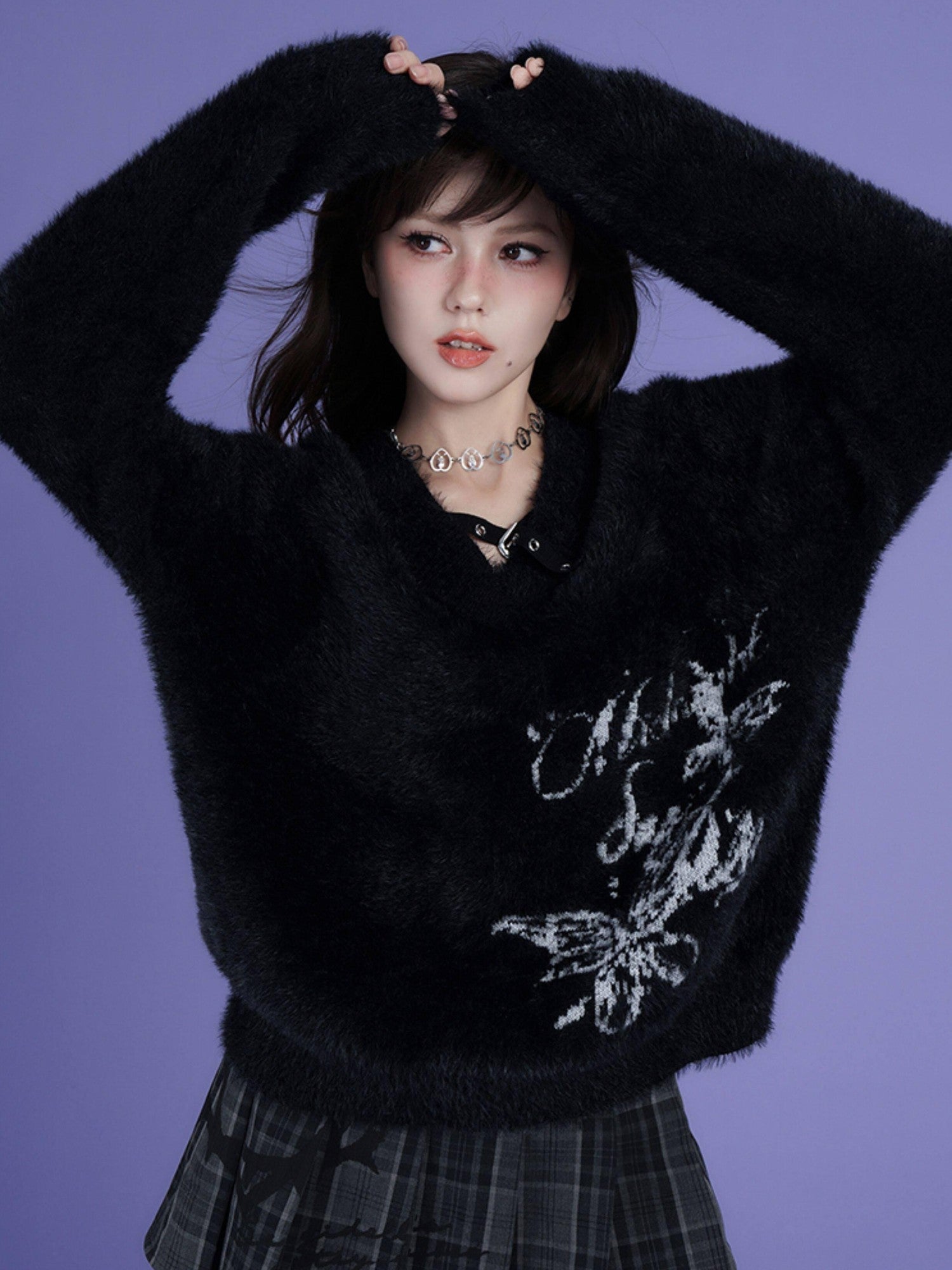 SagiDolls Black Jacquard V-neck Loose Chunky Knit Women's Polyester Nylon Blend Sweaters