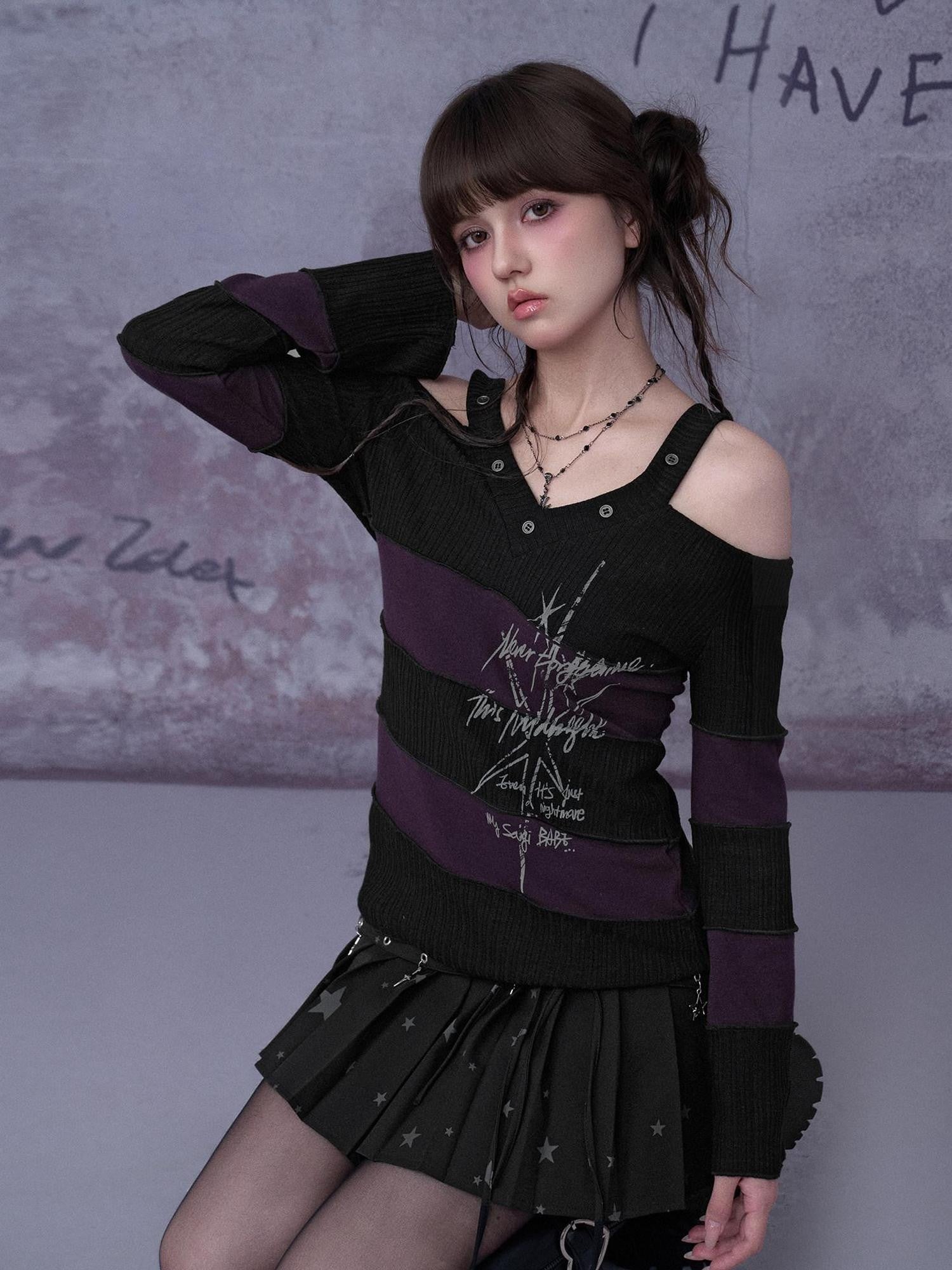 SagiDolls Black Purple Striped V-neck Bell Sleeve Women's Knit Off-shoulder T-shirts