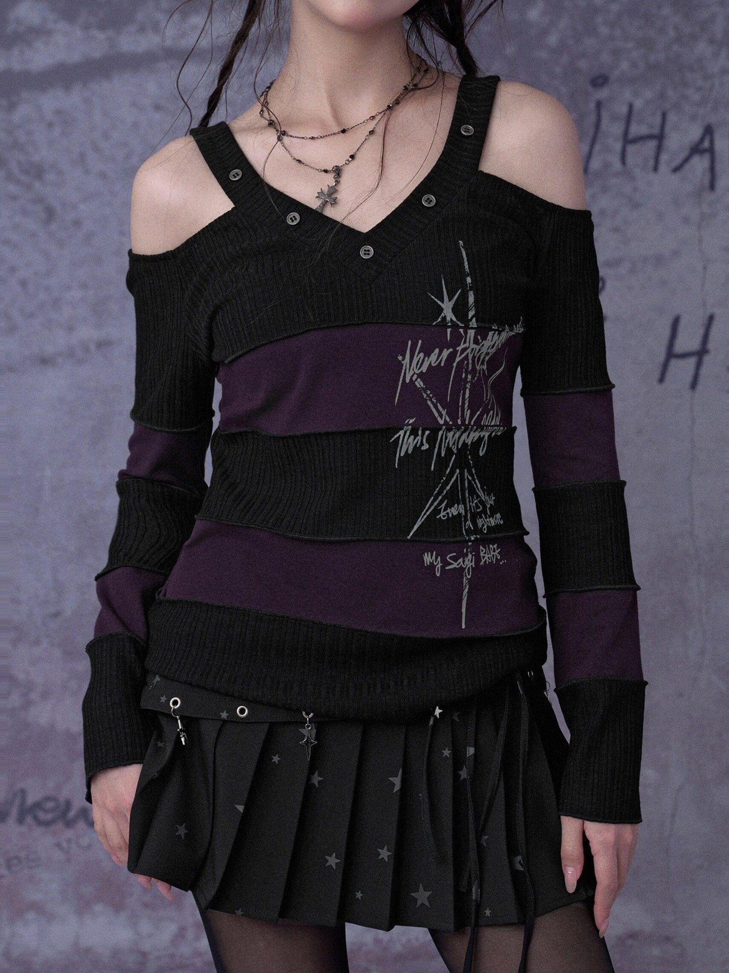 SagiDolls Black Purple Striped V-neck Bell Sleeve Women's Knit Off-shoulder T-shirts