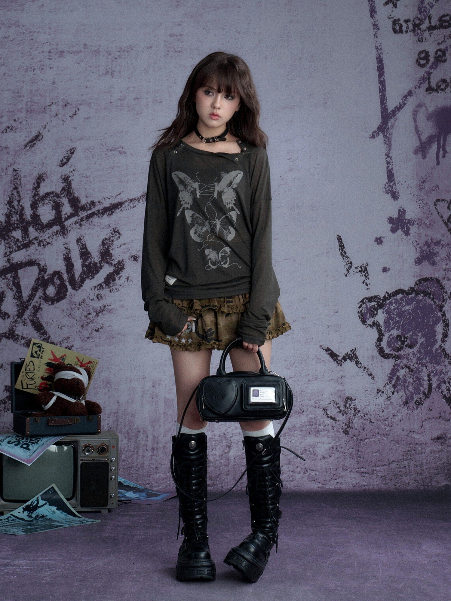 SagiDolls Carbon Gray Butterfly Print Knit Women's Poly Viscose Long Sleeve T-shirts