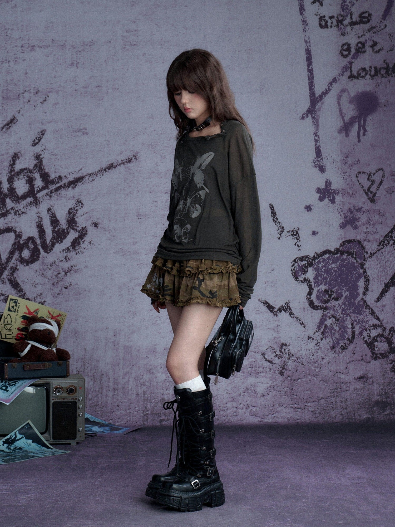 SagiDolls Carbon Gray Butterfly Print Knit Women's Poly Viscose Long Sleeve T-shirts